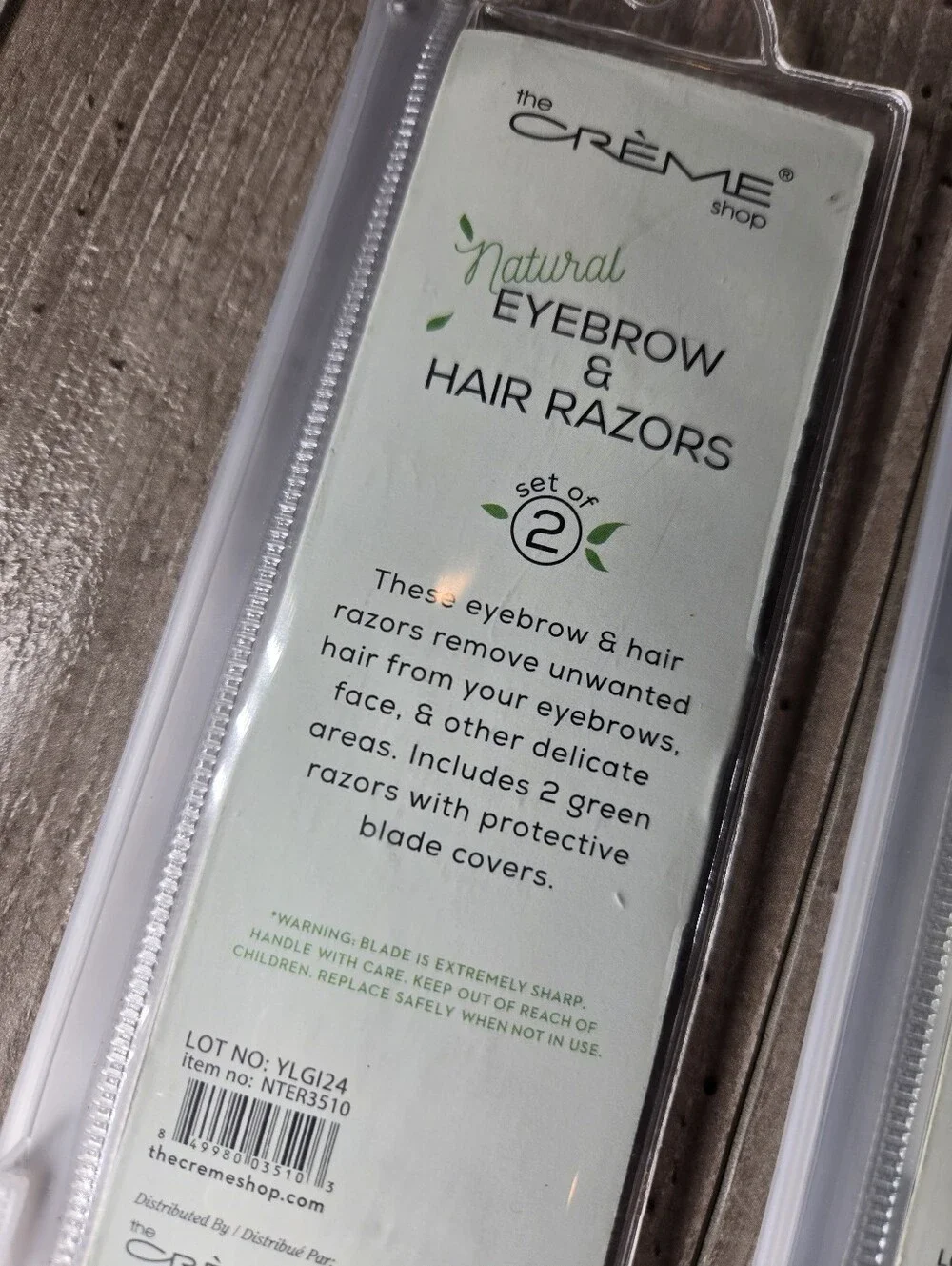 NWT The Crème Shop Mint Green Eyebrow & Hair Razors – 2 Pack (4 Total)